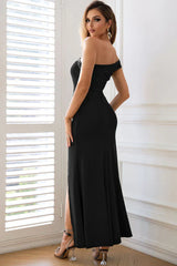 Black off-the-shoulder long dress with slit