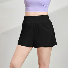 Breathable sports shorts