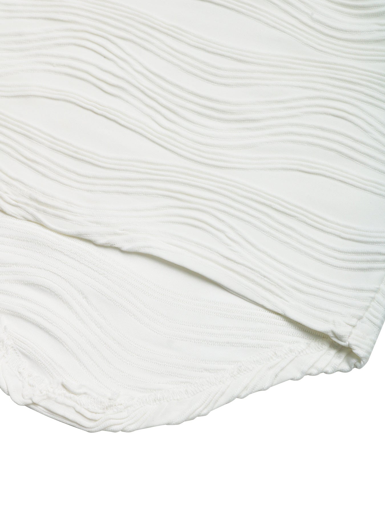 Långärmad vit blus med smal passform