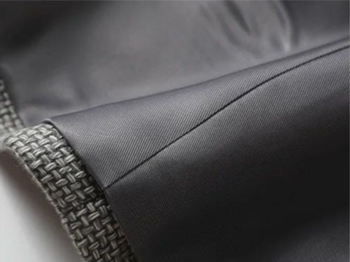 Elegant svartvit mönstrad väst