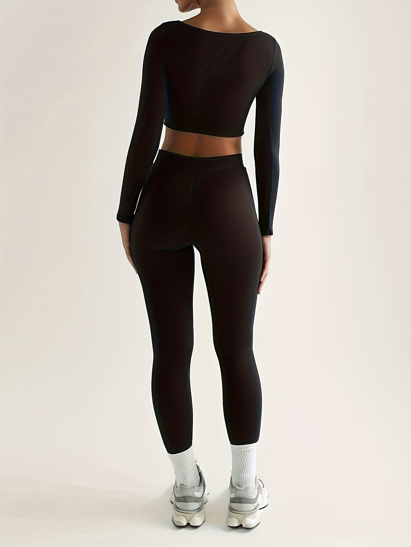 Long sleeve tracksuit set with top and leggings