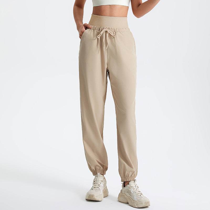 High-waisted sporty sweatpants