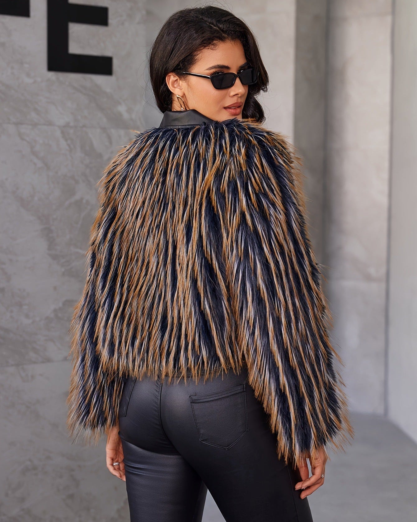 Black–camel striped long-sleeved jacket