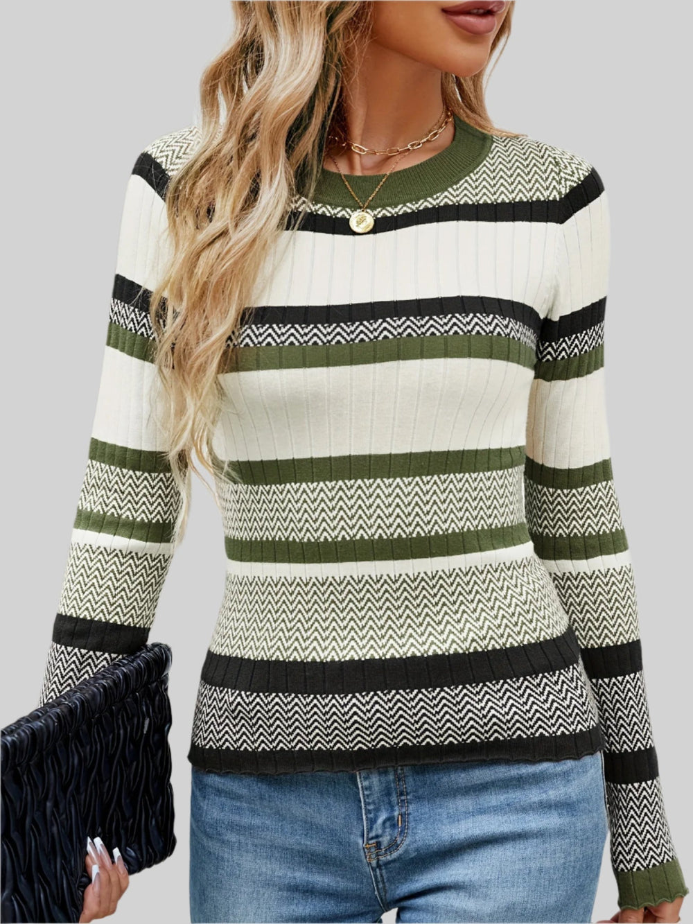 Randig stickad tröja