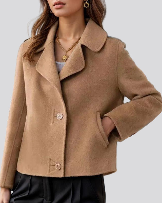 Boxy short coat with wide collar