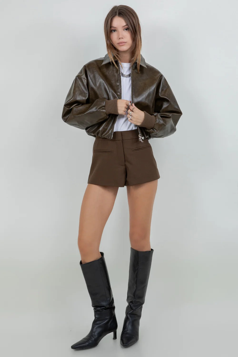 Short zip jacket with shirt collar and ribbed cuffs