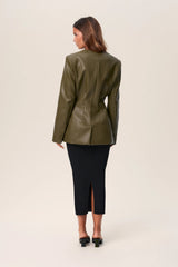 Asymmetrical single-breasted blazer with a defined waist