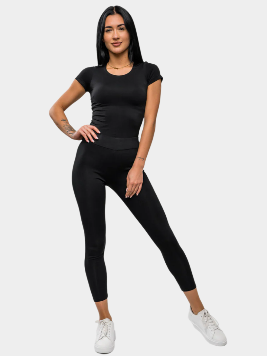 Classic black leggings