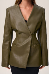 Asymmetrical single-breasted blazer with a defined waist
