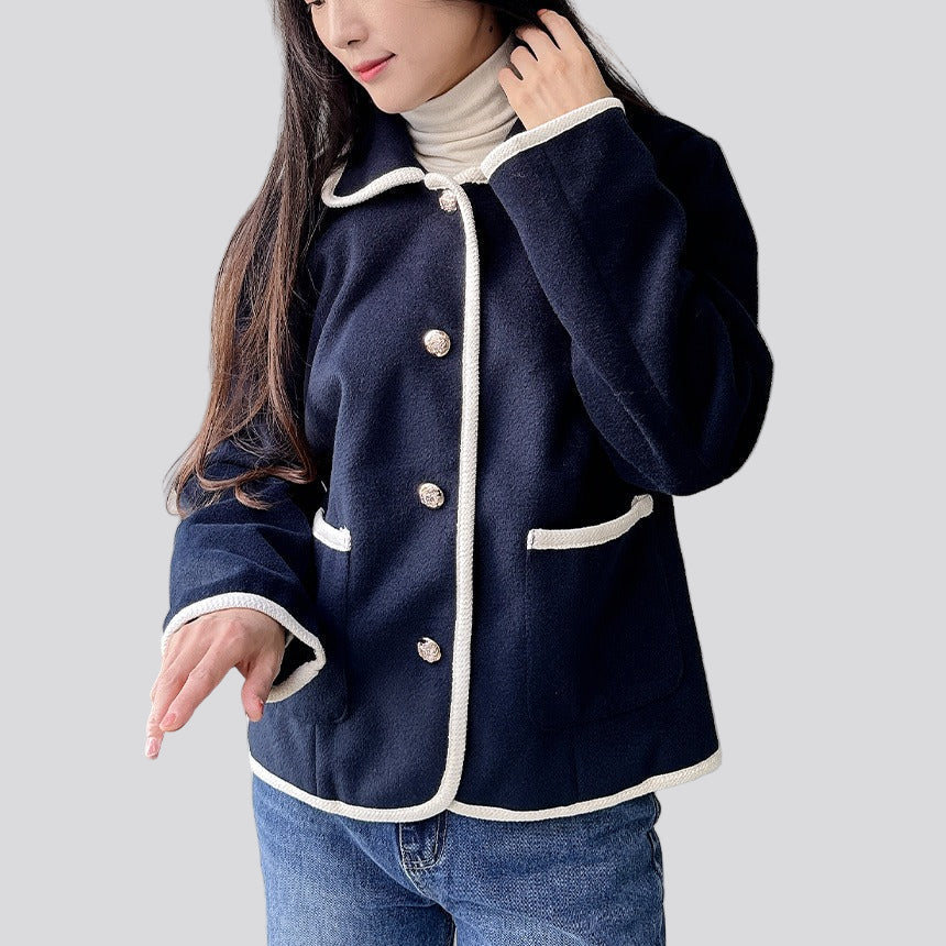 Contrast-trimmed short jacket with round collar
