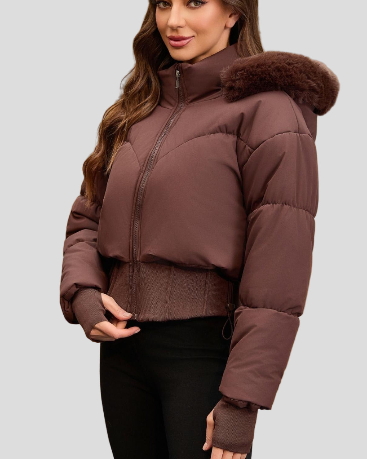 Short puffer jacket with hood – ribbed hem and thumbholes