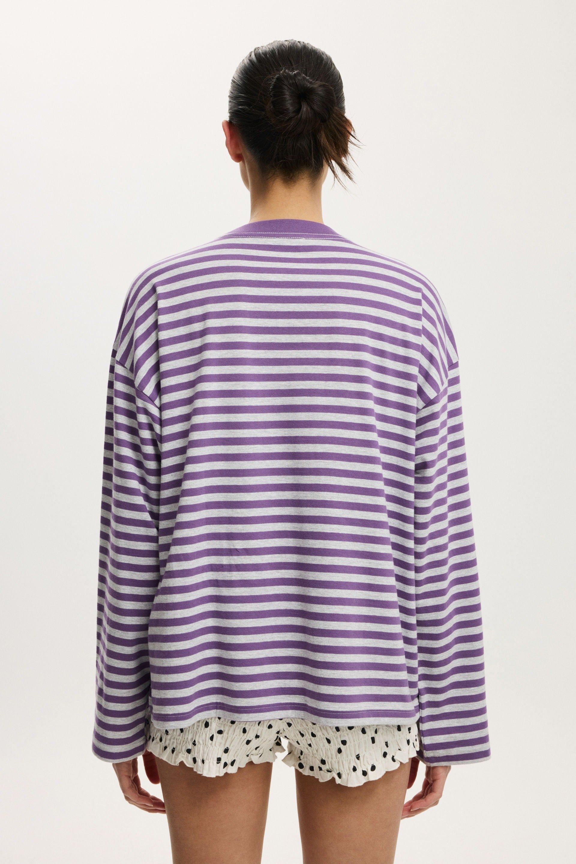 Striped casual top with round neck