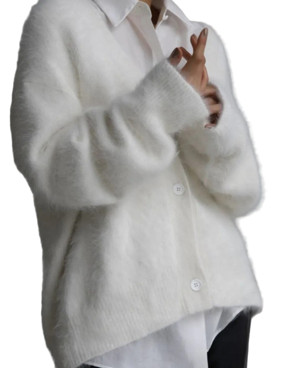 Oversized cardigan with buttons and long sleeves