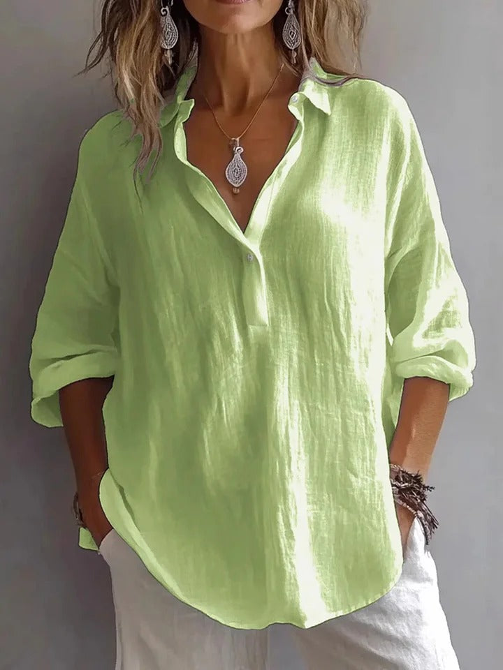 Long shirt with a relaxed fit and rolled up sleeves