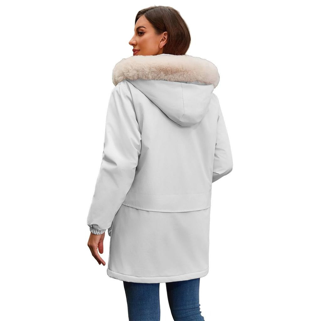 Parkas with hood and soft hood edge - practical pockets