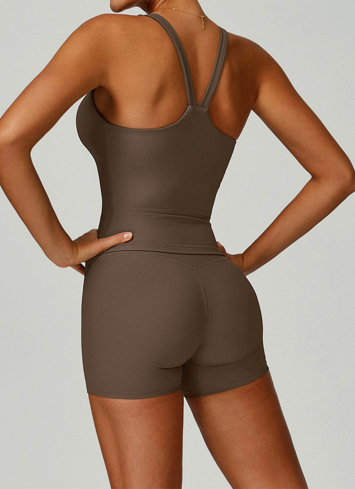 Sporty ribbed set - top and shorts