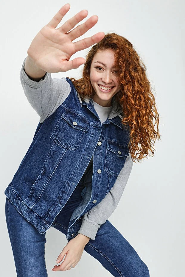 Hoodie jacket with contrast sleeves