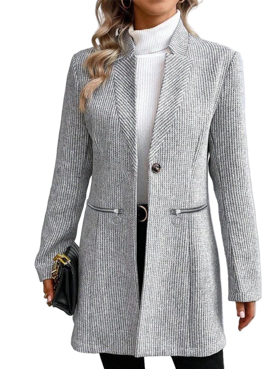 Gray fitted coat with zip pockets