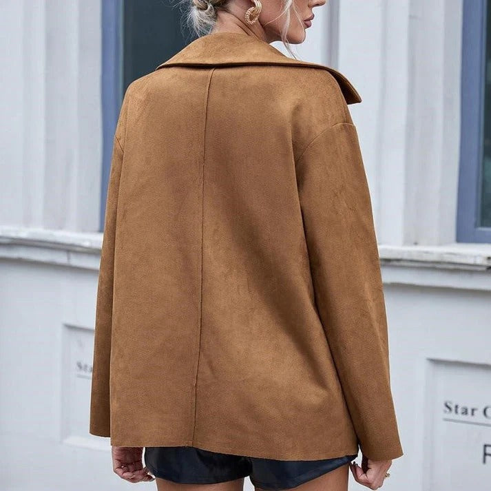 Shirt jacket with snap buttons and chest pockets