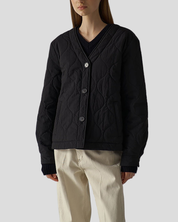 Quilted V-neck jacket with button closure