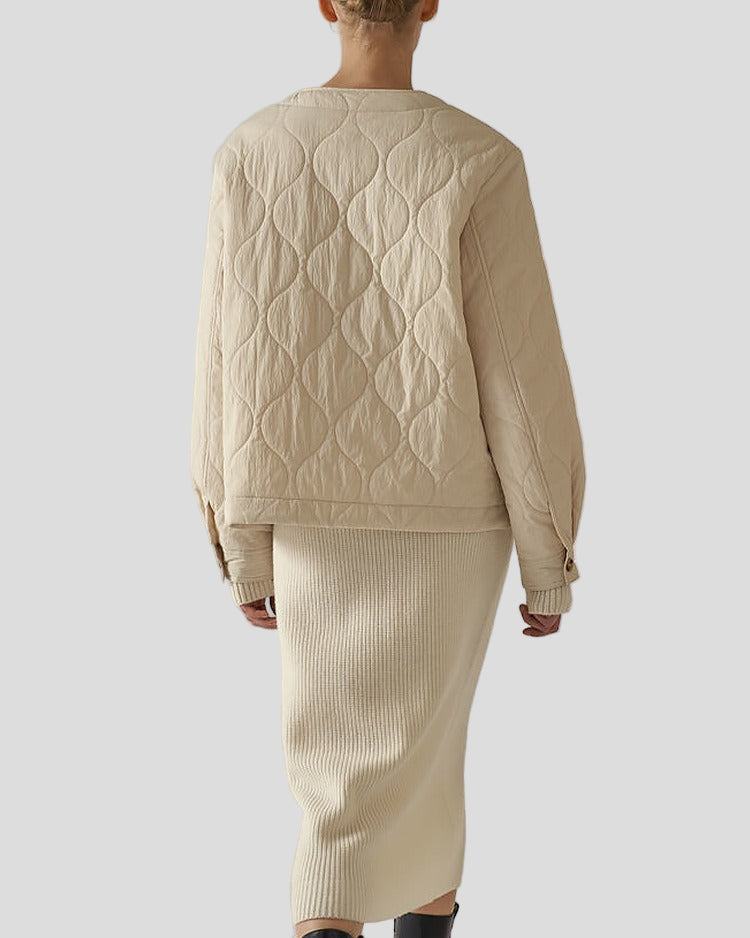 Quilted V-neck jacket with button closure