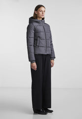 Puffer jacket with hood and zip pockets