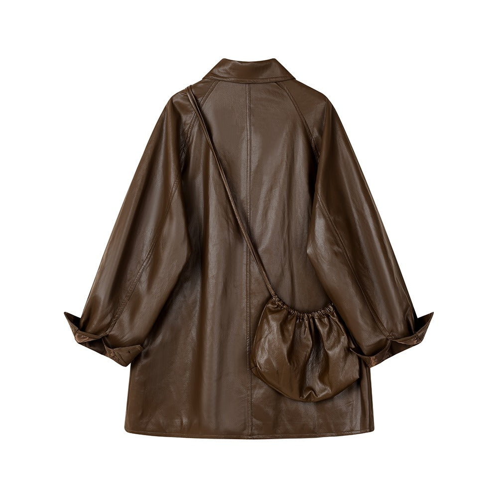 Long casual coat with button closure