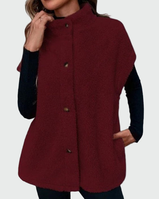 Cozy vest with buttons, high collar and pockets