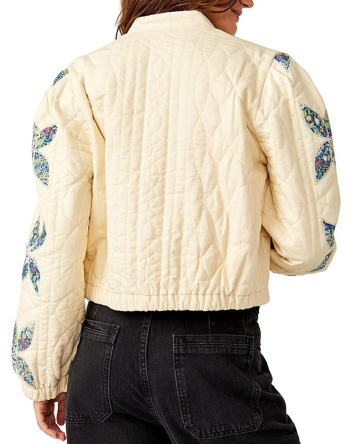 Cream quilted jacket with floral patchwork - short model