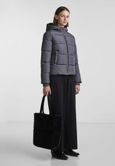 Puffer jacket with hood and zip pockets