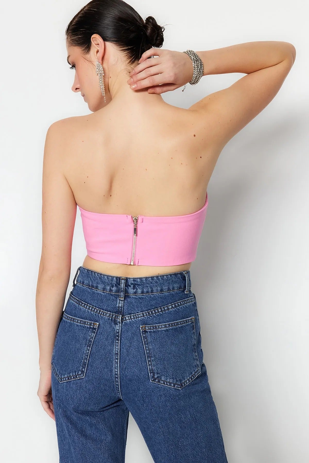 Strapless bustier top with fitted cut