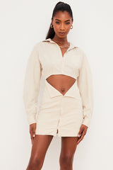 Beige skjortklänning med utskuren midja