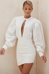 Vit miniklänning med rund halsringning