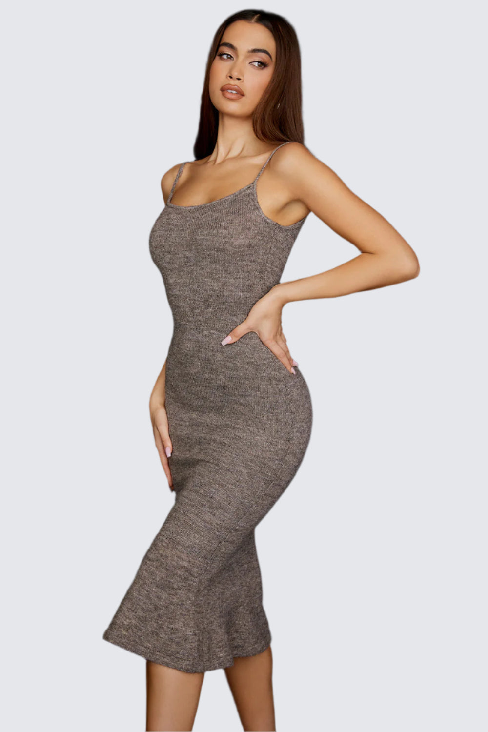 Brun blandad stickad midiklänning