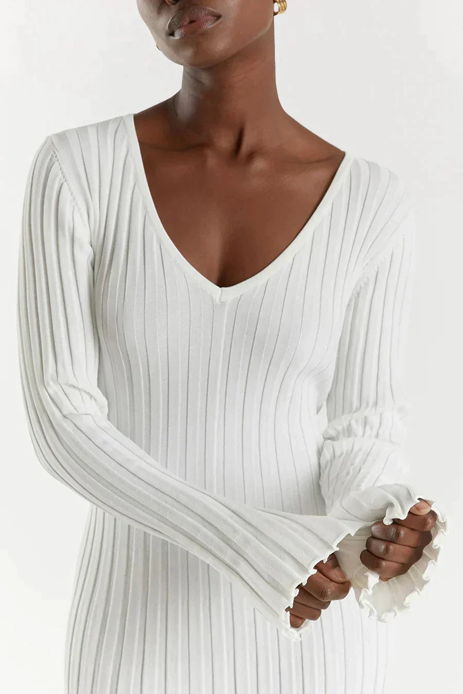 Stickad randig klänning med låga ärmar