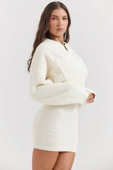 Stickad krämig varm cardigan