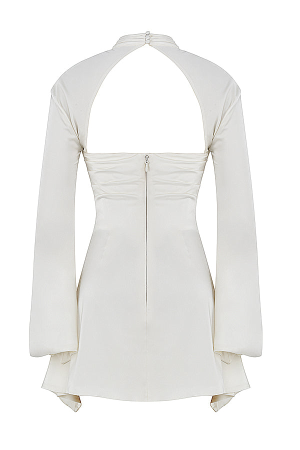 Kort klänning med öppen front