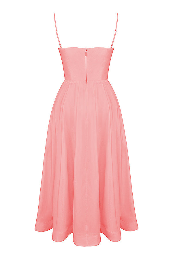 Avslappnad lång solklänning