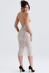 Sandfärgad transparent klänning i spets